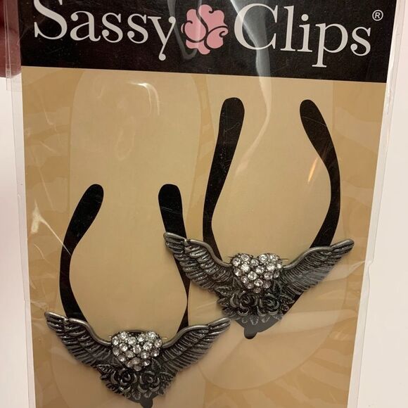 Sassy Clips - Silver Wings - Picture 1 of 1